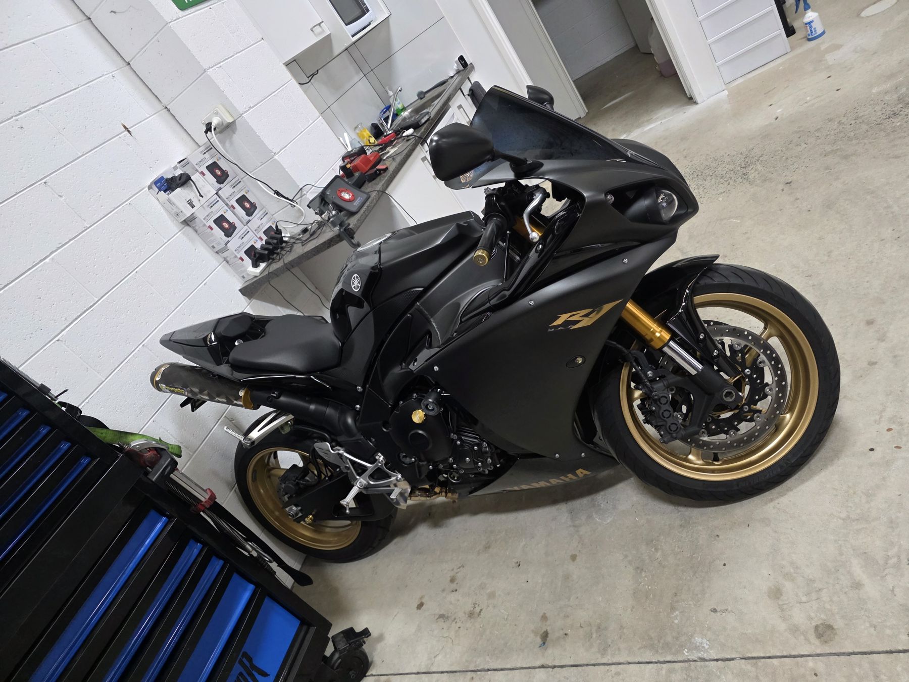 Customer motorcycle service
